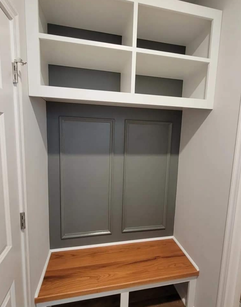 Mudroom/Storage Bench